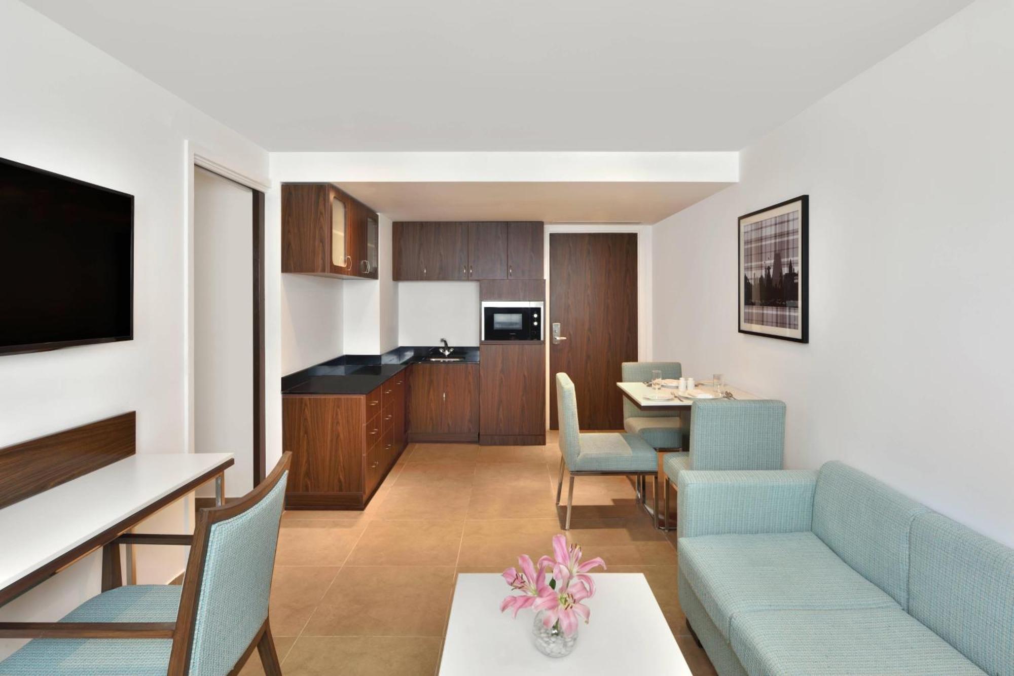 Hotel Fairfield By Marriott Chennai Omr Exterior foto
